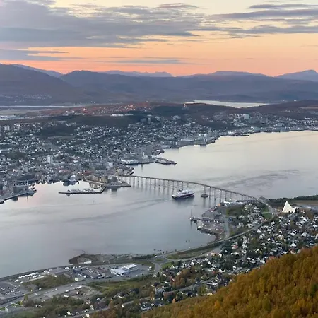 Charming Steps From Center *