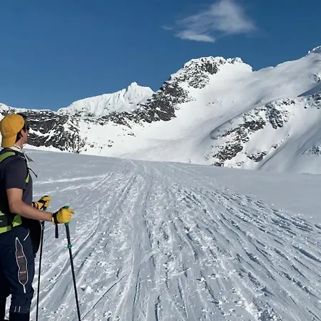 Charming Steps From Center * Tromsø