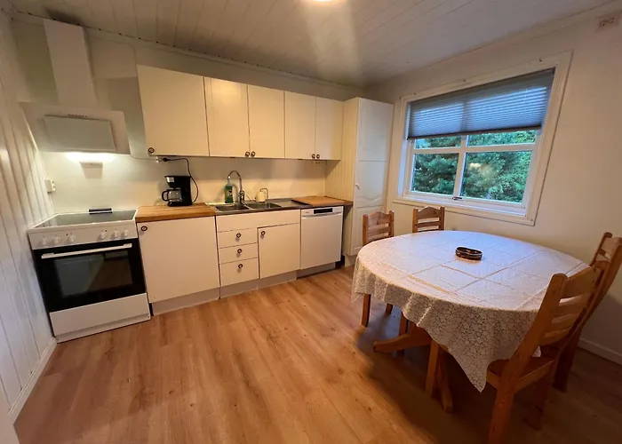 Charming Steps From Center Apartmán *