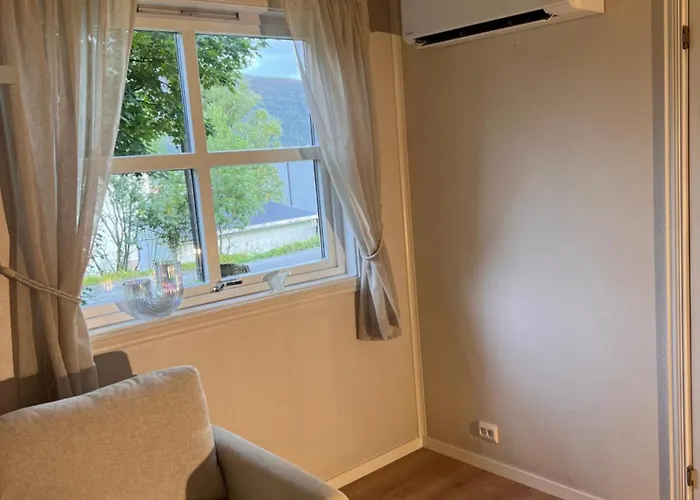 Charming Steps From Center Apartmán Tromsø